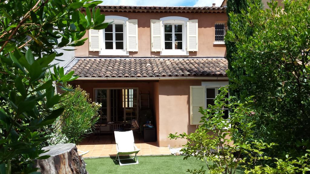 Provencal House In Fayence With Pool & Indoor Spa Экстерьер фото